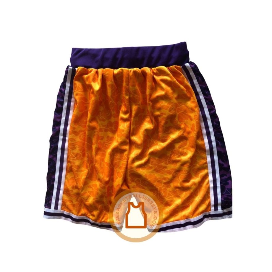 prod Los Angeles Lakers 1996-1997 BAPE x Mitchell & Ness Authentic Shorts